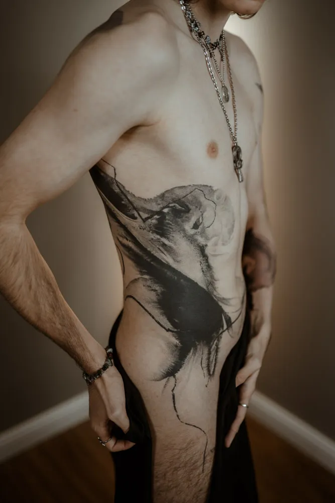 Abstract tattoo, made by Agnes Hayden, tattoo artist, situated in her own tattoo studio in Linz.